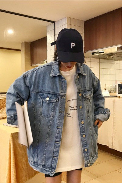 Női alkalmi farmerdzseki széles modell zsebekkel