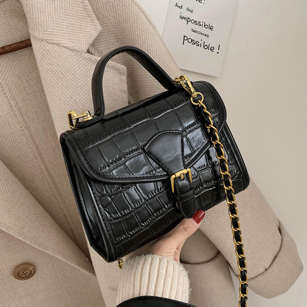 Aktuális női táska műbőrből, hosszú és rövid füllel