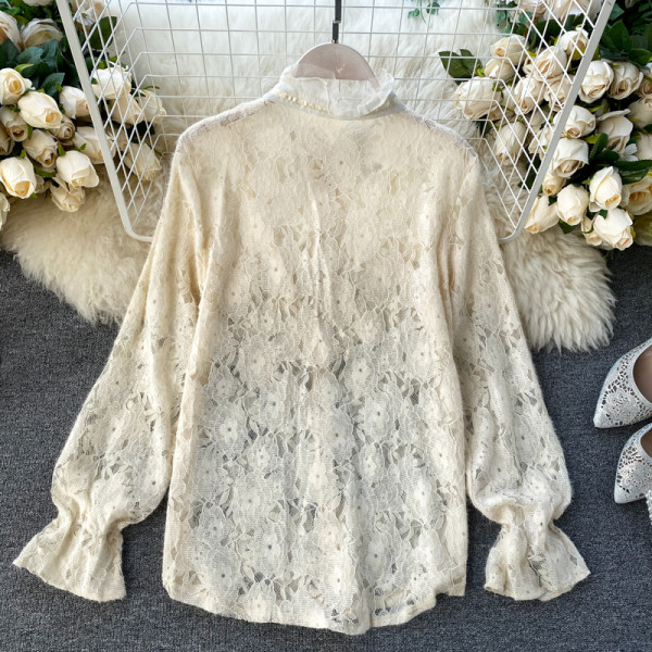 Női csipke ing hosszú ujjal és fűzős gallérral