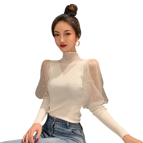 Stílusos női blúz magas gallérral és puffos ujjakkal