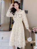 Vintage hosszú női csipkeruha klasszikus gallérral és zsebekkel