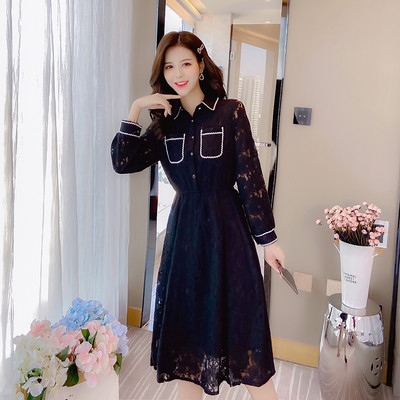 Vintage hosszú női csipkeruha klasszikus gallérral és zsebekkel