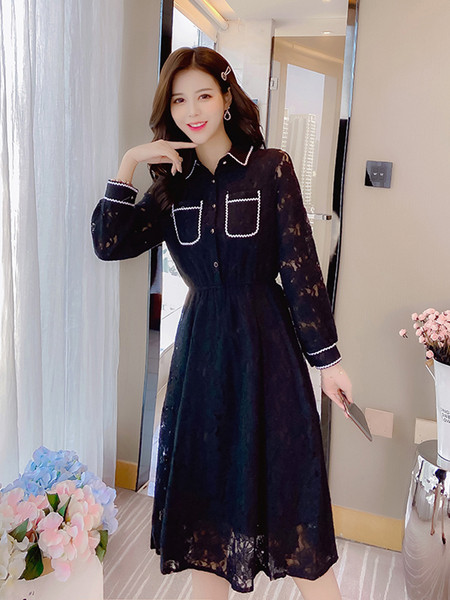 Vintage hosszú női csipkeruha klasszikus gallérral és zsebekkel