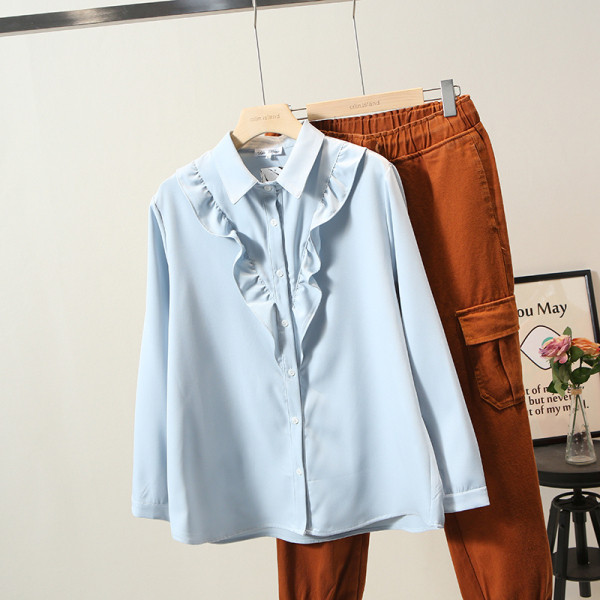 Modern női ing klasszikus gallérral és gombokkal