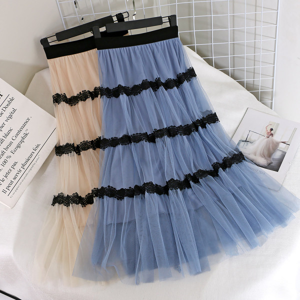 Naiste seelikulõikeline kõrge vöökoha ja tülliga mudel