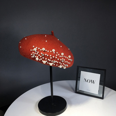 Stílusos gyapjú női barett típusú kalap gyöngyökkel