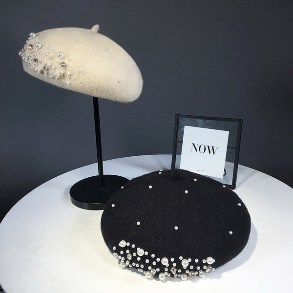 Stílusos gyapjú női barett típusú kalap gyöngyökkel