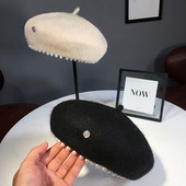 Pärlitega kaunistatud naiste villane barett