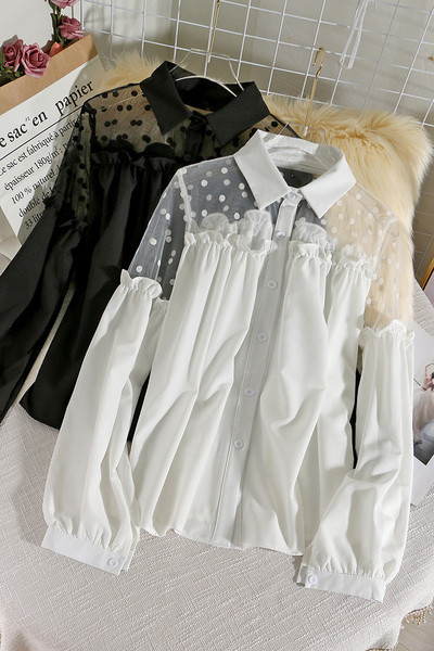 Stílusos női ing hosszú ujjal és klasszikus gallérral