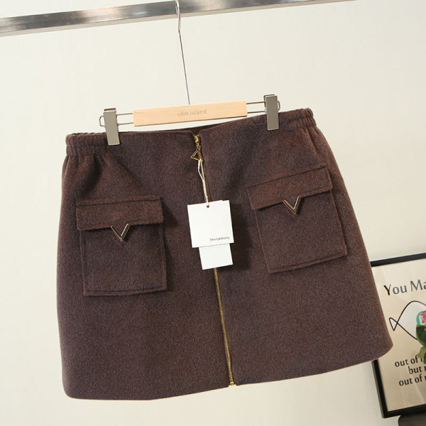 Modern női téli szoknya cipzárral és zsebekkel