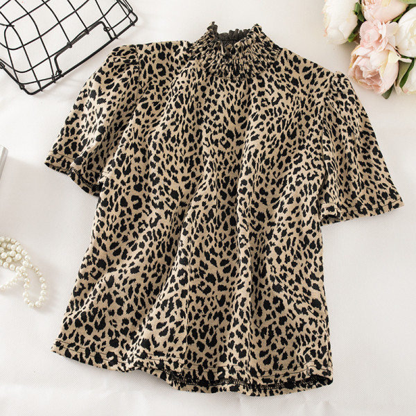 Ρετρό στυλ γυναικεία μπλούζα με κοντό μανίκι και λεοπάρδαλη πριντ σε καφέ, μπεζ και μαύρο χρώμα