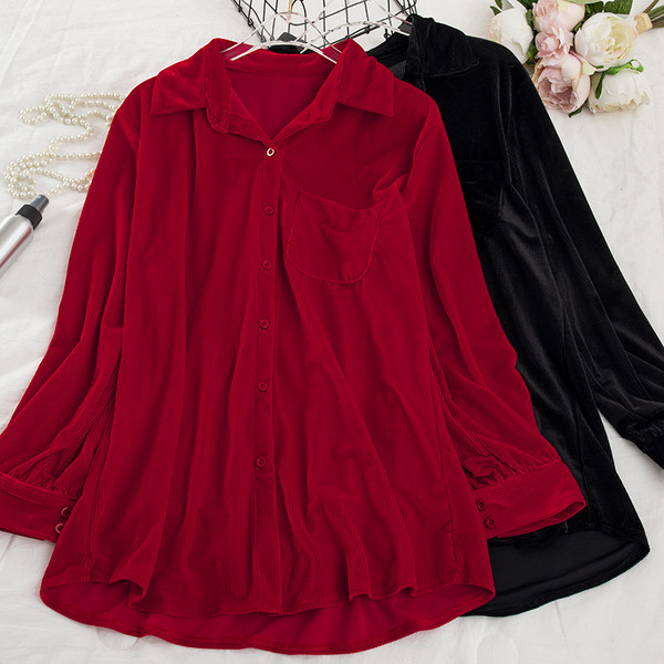 Naiste velvetist särk klassikalise kaelusega musta ja punase värviga