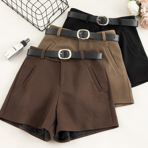 Къси зимни панталони с висока талия и колан в кафяв и черен цвят