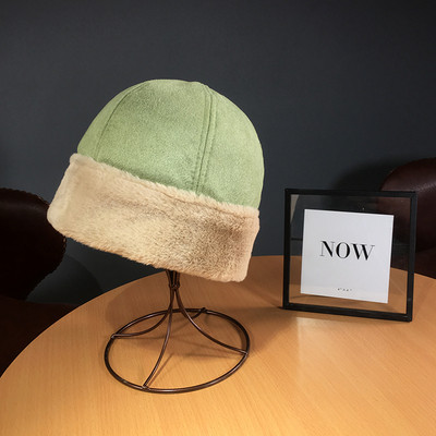 Γυναικείο χειμερινό καπέλο από οικολογικό σουέτ και γούνα