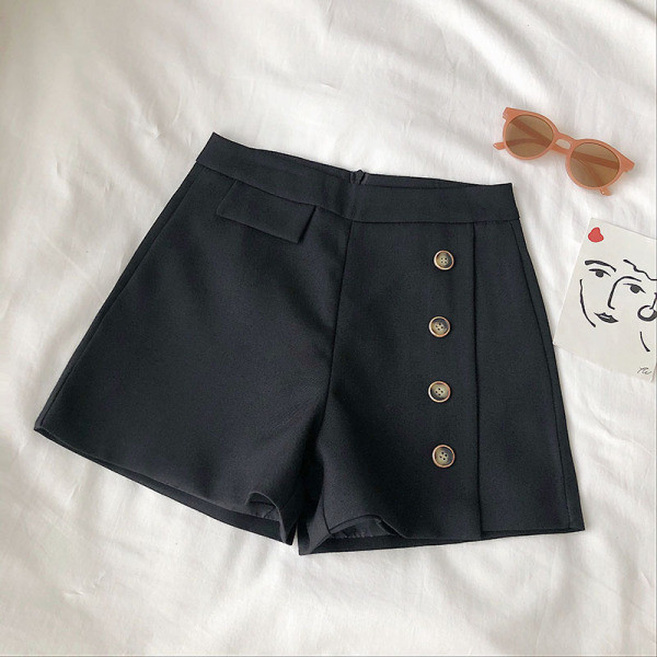 Къси дамски панталони широк модел с копчета и висока талия