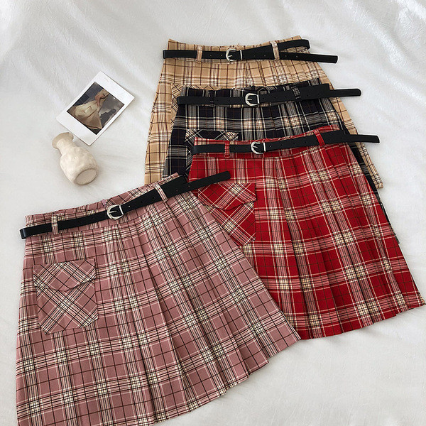 Retro stílusú kockás női szoknya övvel és zsebekkel