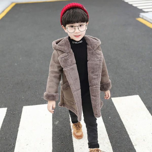 Gyerek télikabát, gombokkal és zsebekkel fiúknak