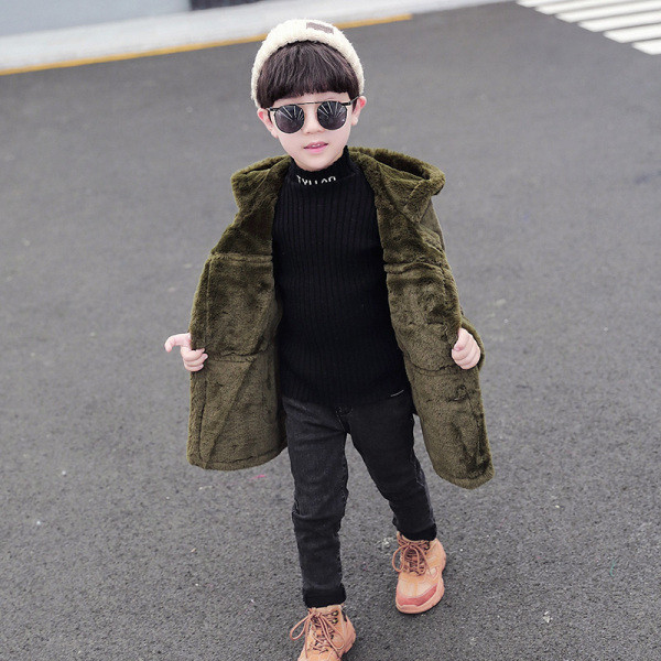 Gyerek télikabát, gombokkal és zsebekkel fiúknak