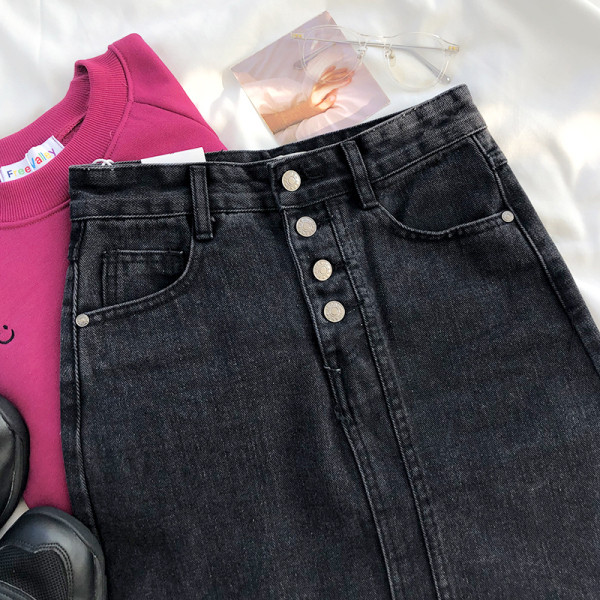 Ajakohane kõrge vöökoha ja nööpidega naiste teksaseelik