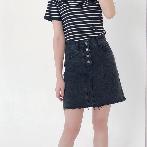 Ajakohane kõrge vöökoha ja nööpidega naiste teksaseelik