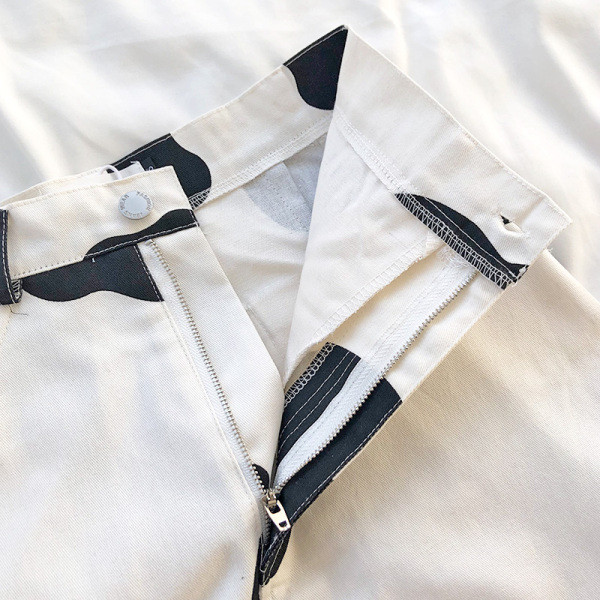 Lühike kõrge vöökoha ja taskutega naiste seelik