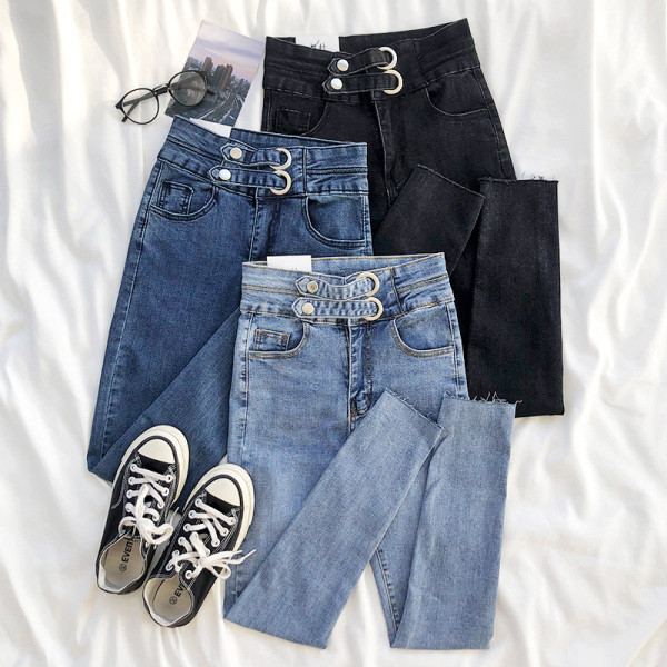 Alkalmi női farmer Karcsú modell magas derékkal és fém elemekkel