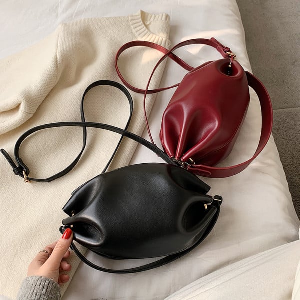 Nem szabványos női táska rövid és hosszú füllel