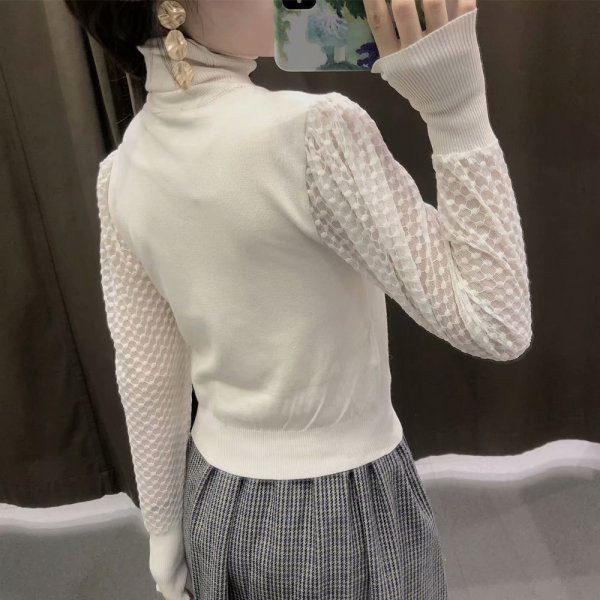 Μοντέρνο πουλόβερ με κολάρο και μανίκια από τούλι