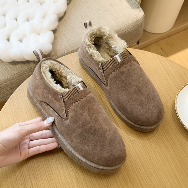 Naiste vabaajajalatsid pehme ökoseemisnahast voodriga lameda tallaga