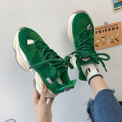 Νέο μονέλο μοντέρνα γυναικεία αθλητικά παπούτσια με χοντρή σόλα κατάλληλα για κάθε εποχή