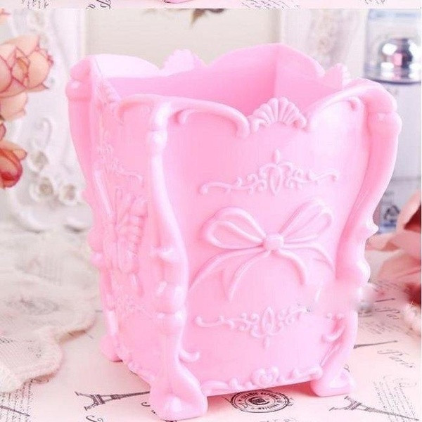 Kozmetički stalak za kistove i šminku s trakom i leptirom