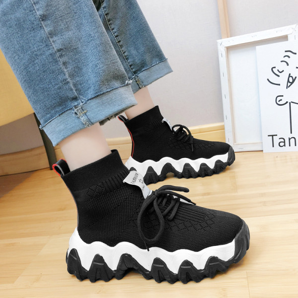 Μοντέρνα γυναικεία αθλητικά παοπύτσια κάλτσες με σκληρή σόλα κατάλληλ για κάθε εποχή