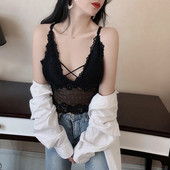 Új modell csipke melltartó háromszög alakú kupakkal és vékony pántokkal