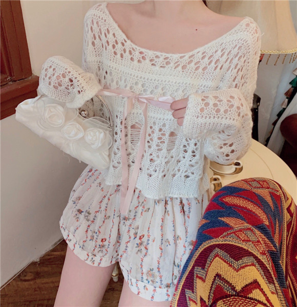 Σύντομη ευρεία δεμένη λεπτή δεμένη πουλόβερ