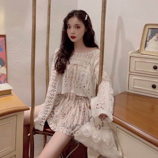 Σύντομη ευρεία δεμένη λεπτή δεμένη πουλόβερ