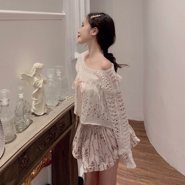 Σύντομη ευρεία δεμένη λεπτή δεμένη πουλόβερ