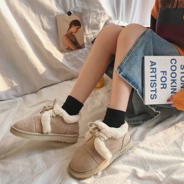 Női alkalmi téli cipő puha béléssel - öko velúrból, lapos talppal