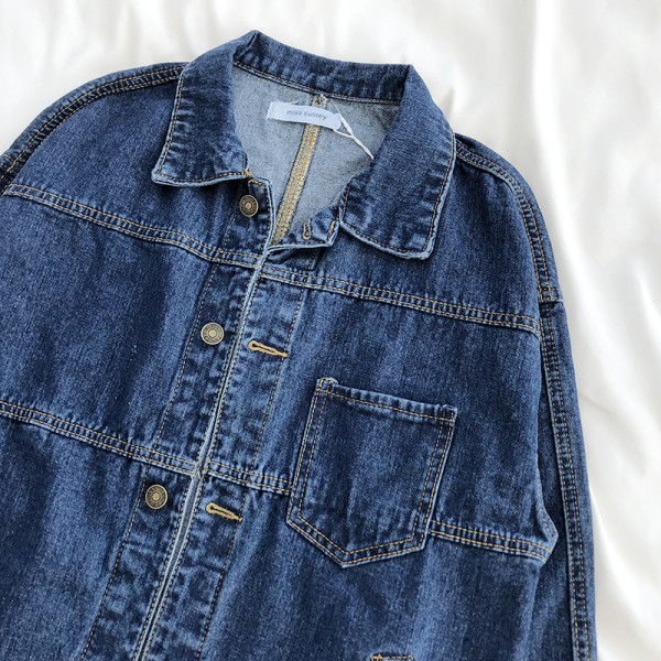 Női alkalmi farmerdzseki széles modell klasszikus gallérral és zsebekkel