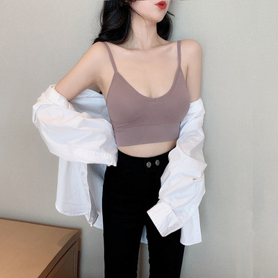 Napi melltartó háromszög alakú csészékkel, párnázattal