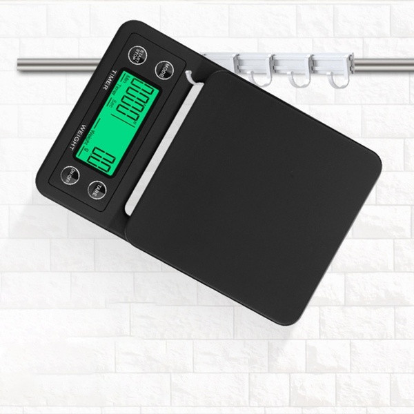 Fekete konyhai mérleg 4 csúszásgátló betéttel és LCD kijelzővel