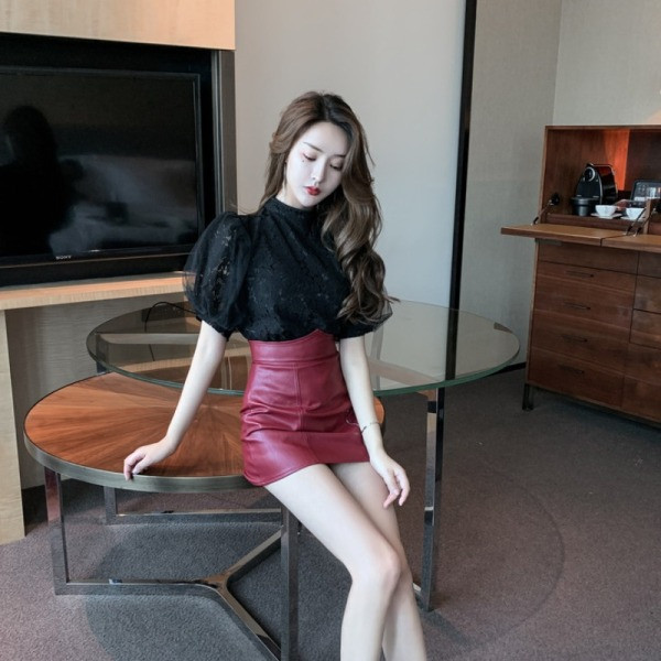 Γυναικεία δαντελένια δαντέλα με κοντό μανίκι