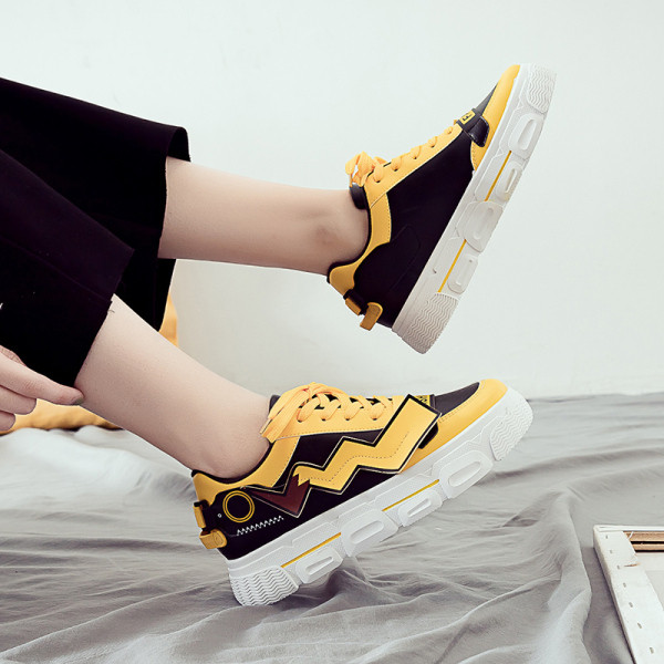 Tavaszi női tornacipő lapos talppal eco bőrből sárga színben