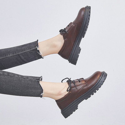 Alkalmi női őszi cipő, lapos talppal öko bőrből