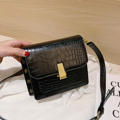 Καθημερινή οικολογική δερμάτινη τσάντα με τετράγωνη μορφή και μεγάλη λαβή