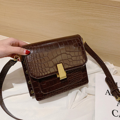 Καθημερινή οικολογική δερμάτινη τσάντα με τετράγωνη μορφή και μεγάλη λαβή