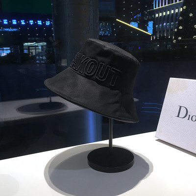 Γυναικείο καπέλο διπλής όψης με κέντημα