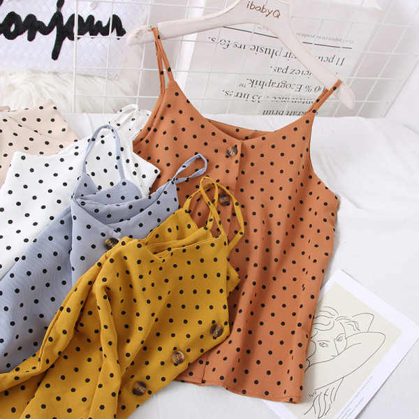 Napi, pontozott női felső spitz nyakkivágással és gombokkal