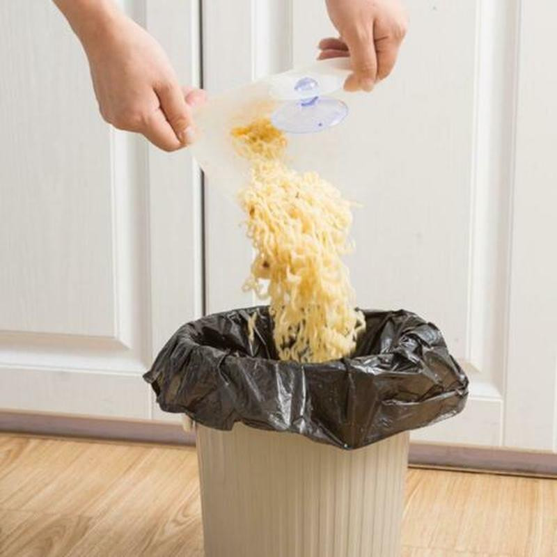 Sulankstomas plastikinis prietaisas virtuvės kanalizacijai stambesnėms atliekoms surinkti