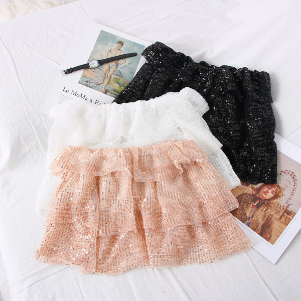 Modern női elasztikus mellszobor flitterekkel