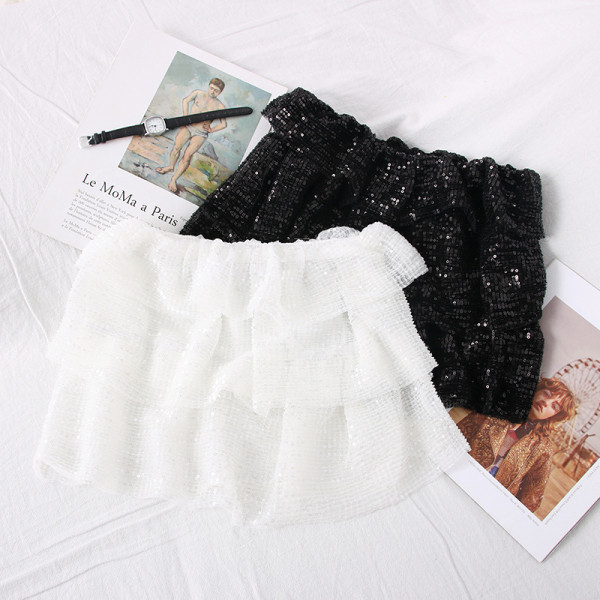 Modern női elasztikus mellszobor flitterekkel